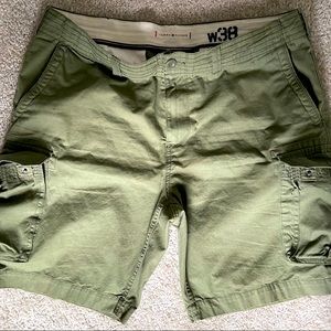 Men’s Tommy Hilfiger Cargo Shorts